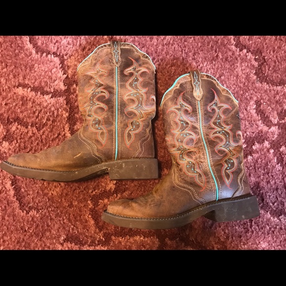 LAST CHANCE: Women’s Justin Gypsy western boots - Picture 1 of 4
